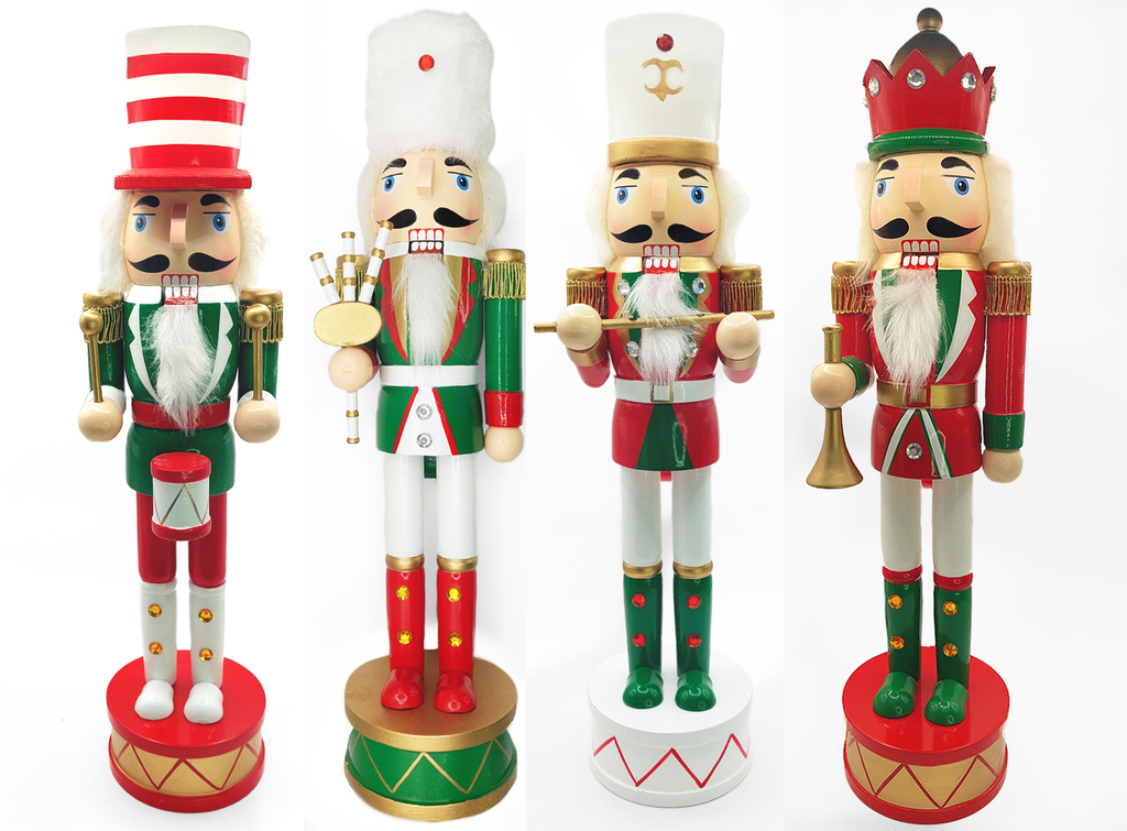 Christmas Nutcracker the Piper. Wizardi Classic Wooden Festive Decoration F07M14-32-N01819C
