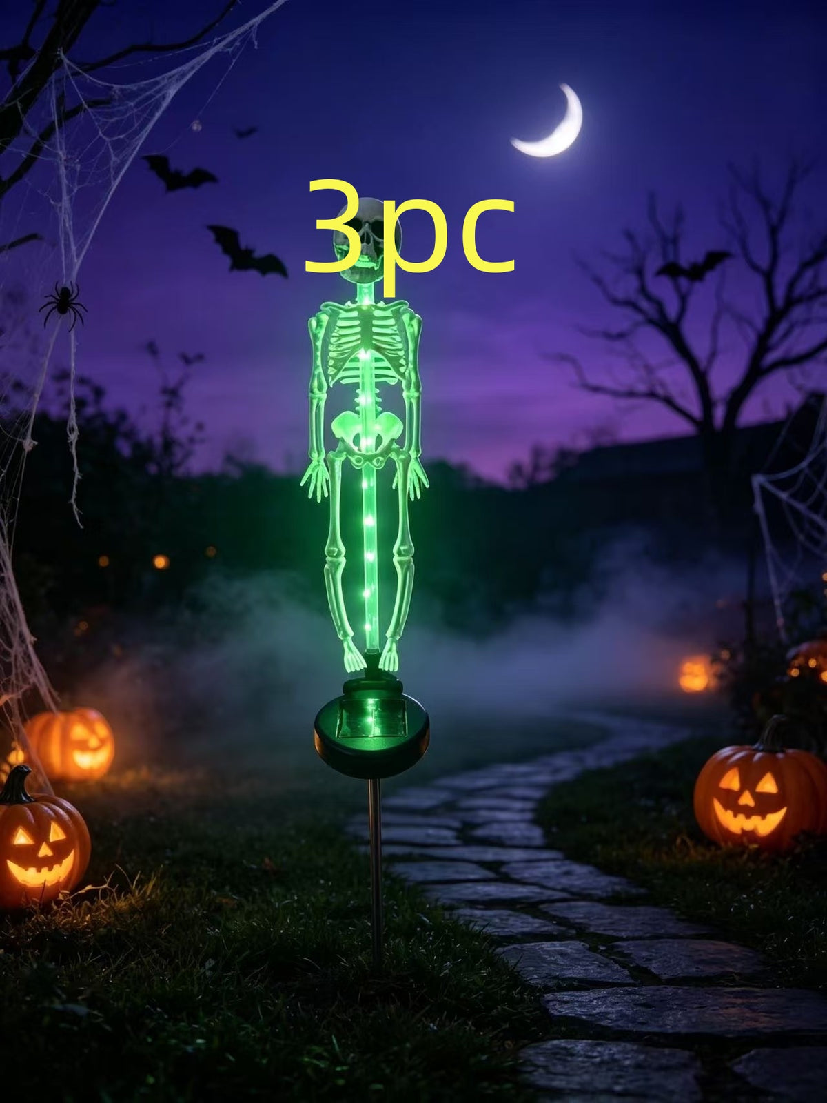 solar-powered Halloween skull lamp